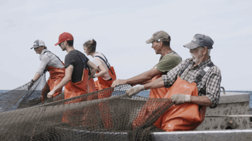 the last trap family fishing on boat